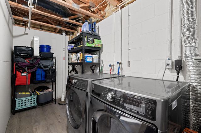 8750 Woodwind Drive, Lewis Center, OH 43035