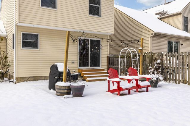 8750 Woodwind Drive, Lewis Center, OH 43035