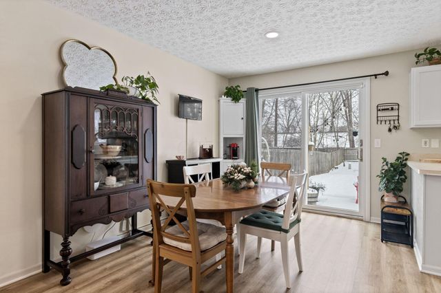 8750 Woodwind Drive, Lewis Center, OH 43035