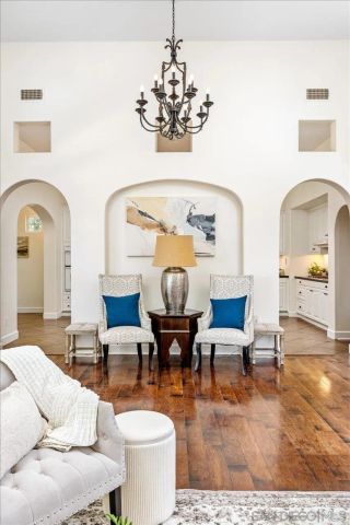 8459 Run of the Knolls, San Diego, CA 92127