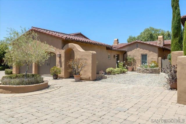 8459 Run of the Knolls, San Diego, CA 92127