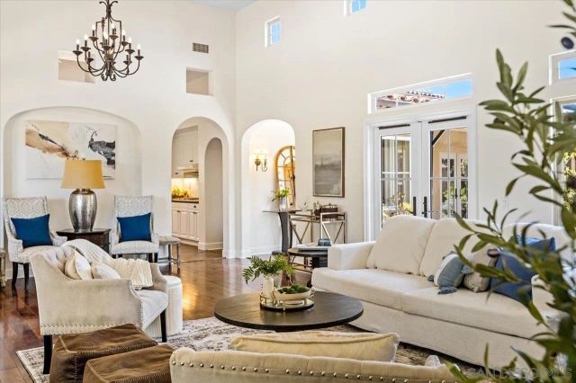 8459 Run of the Knolls, San Diego, CA 92127