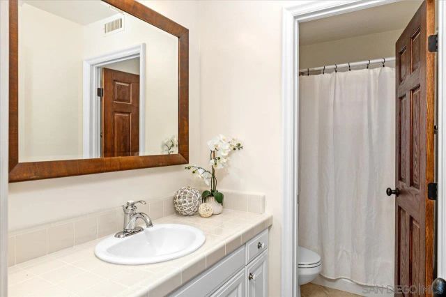 8459 Run of the Knolls, San Diego, CA 92127