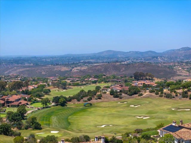 8459 Run of the Knolls, San Diego, CA 92127