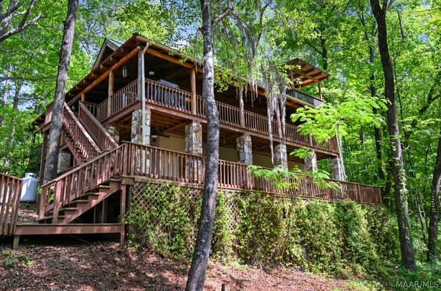 195 John Smith Drive, Deatsville, AL 36022
