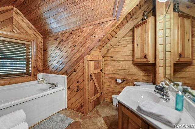 195 John Smith Drive, Deatsville, AL 36022