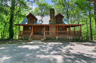 195 John Smith Drive, Deatsville, AL 36022