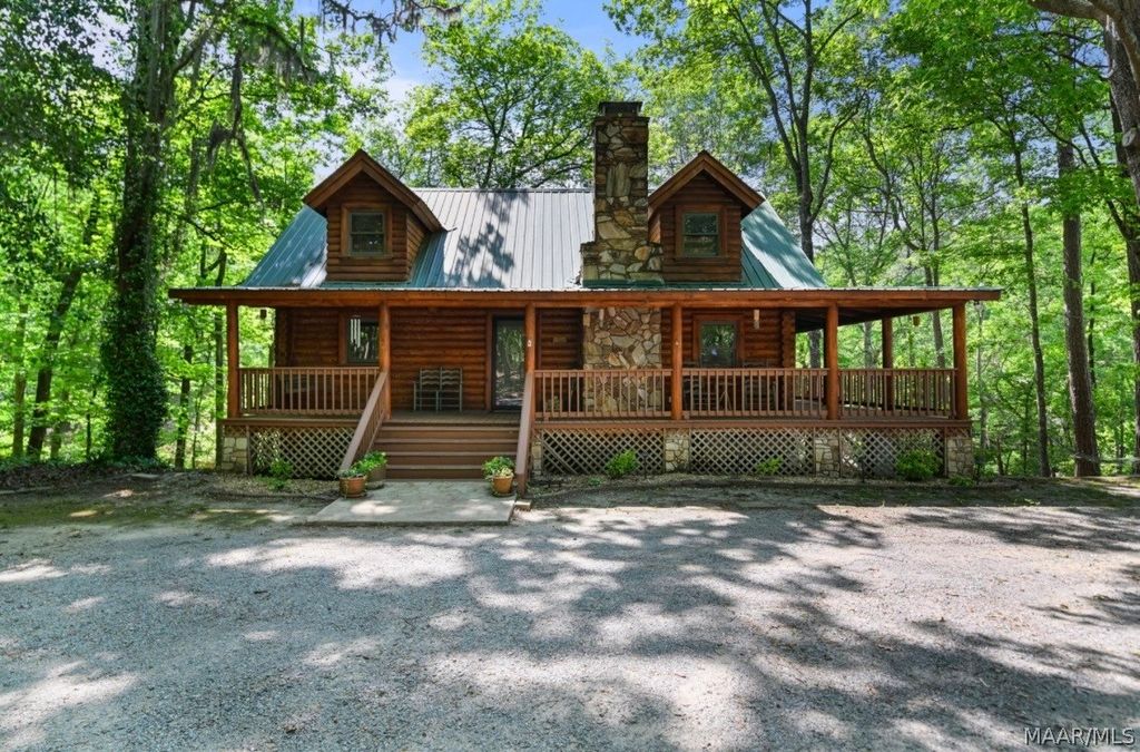 195 John Smith Drive, Deatsville, AL 36022