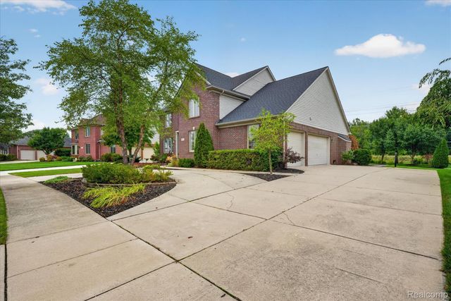 432 E Canford Park, Canton Charter Township, MI 48187