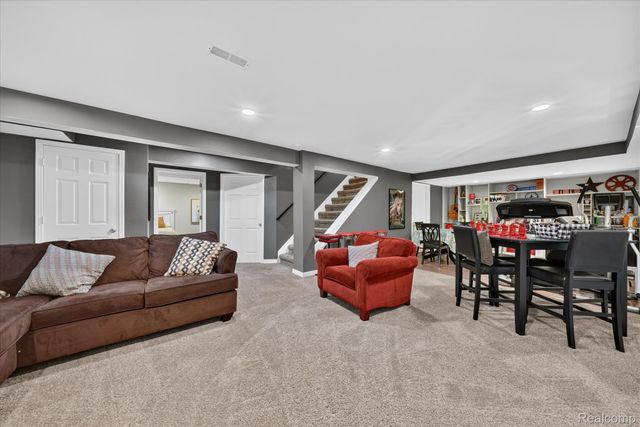 432 E Canford Park, Canton Charter Township, MI 48187