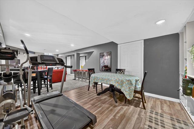 432 E Canford Park, Canton Charter Township, MI 48187