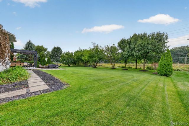 432 E Canford Park, Canton Charter Township, MI 48187