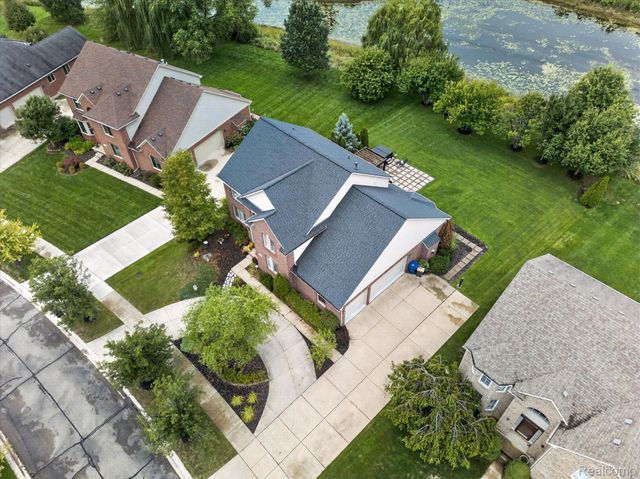 432 E Canford Park, Canton Charter Township, MI 48187