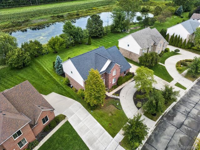 432 E Canford Park, Canton Charter Township, MI 48187
