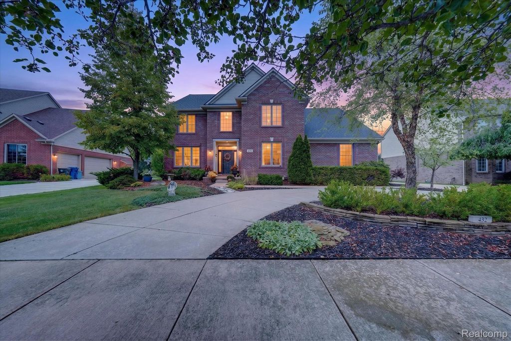 432 E Canford Park, Canton Charter Township, MI 48187