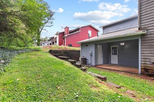 1714 Wynndowne Trail, Smyrna, GA 30080