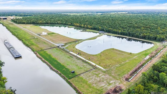 6026 Mill Town Rd, Brusly, LA 70719