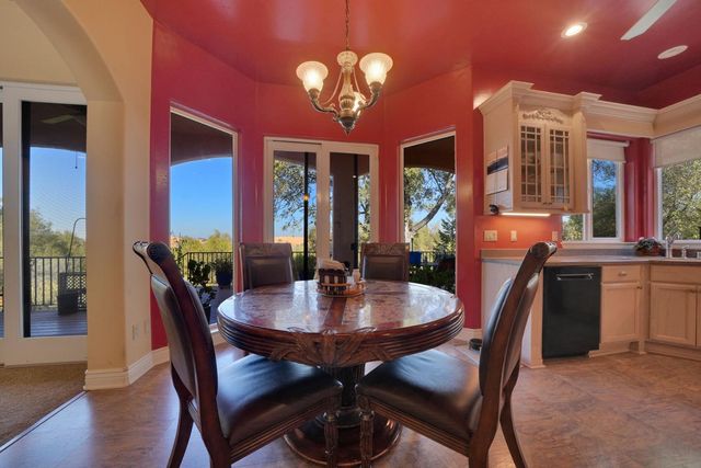 125 Raylan Dr, Sutter Creek, CA 95685