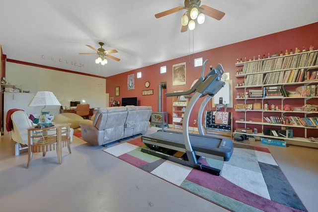 125 Raylan Dr, Sutter Creek, CA 95685