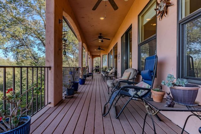 125 Raylan Dr, Sutter Creek, CA 95685