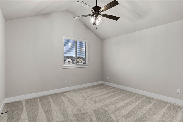 6414 S 59th Street, Rogers, AR 72758