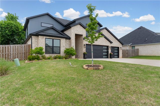 6414 S 59th Street, Rogers, AR 72758
