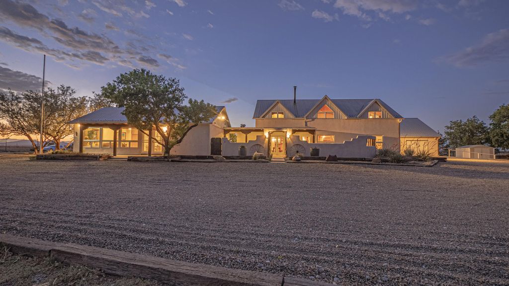 3660 Nm 41, Stanley, NM 87056