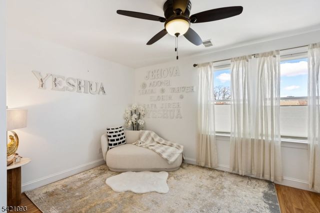 88 E 18Th St, Paterson City, NJ 07524