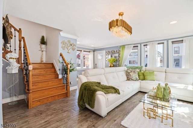 88 E 18Th St, Paterson City, NJ 07524
