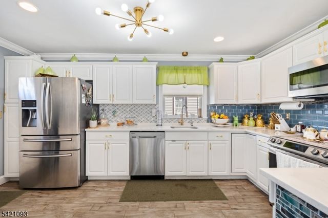 88 E 18Th St, Paterson City, NJ 07524