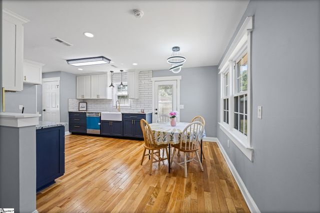 10 Willowtree Court, Simpsonville, SC 29680