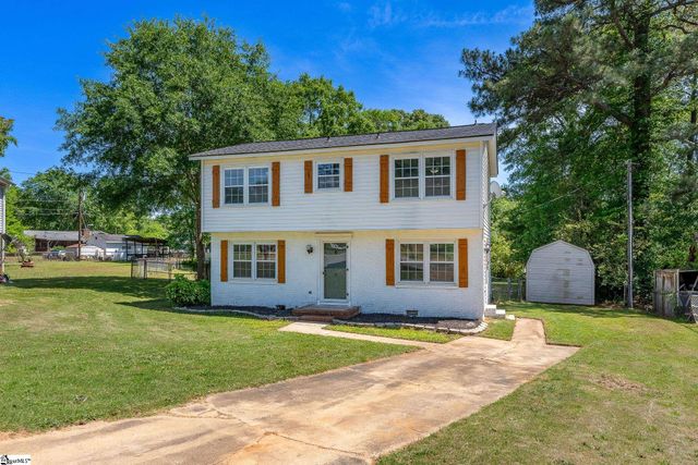 10 Willowtree Court, Simpsonville, SC 29680