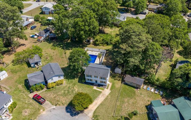 10 Willowtree Court, Simpsonville, SC 29680