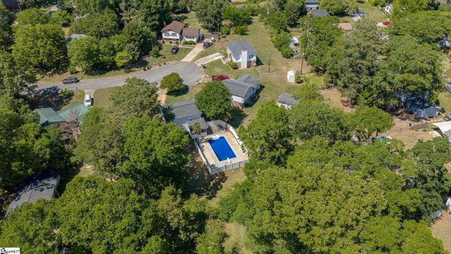 10 Willowtree Court, Simpsonville, SC 29680
