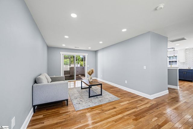 10 Willowtree Court, Simpsonville, SC 29680