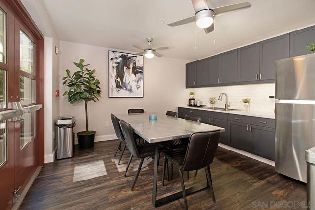 1150 J St 614, San Diego, CA 92101