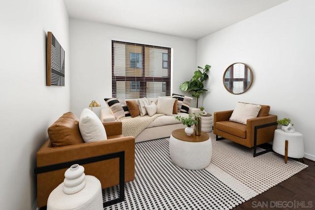 1150 J St 614, San Diego, CA 92101