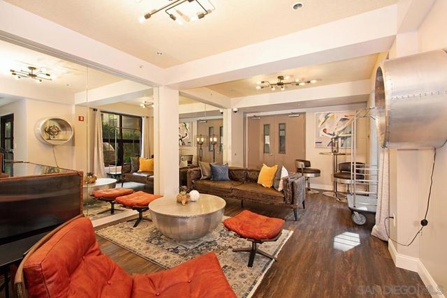 1150 J St 614, San Diego, CA 92101