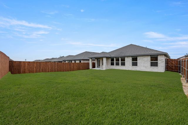1903 Seminole Drive, Cleburne, TX 76033
