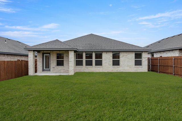 1903 Seminole Drive, Cleburne, TX 76033