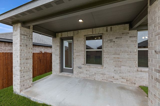 1903 Seminole Drive, Cleburne, TX 76033