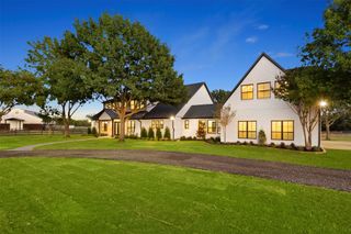 4045 S Bonnie Brae Street, Argyle, TX 76226