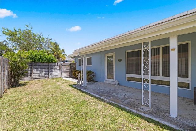 1712 NE 25th Street, Wilton Manors, FL 33305