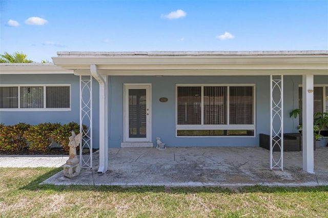 1712 NE 25th Street, Wilton Manors, FL 33305