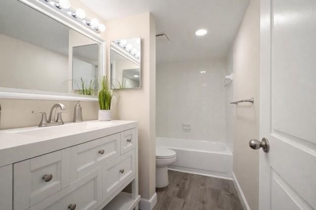 6311 Coral Lake Drive 111, Pompano Beach, FL 33063