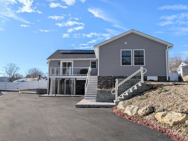 3 Vine Street, Naugatuck, CT 06770