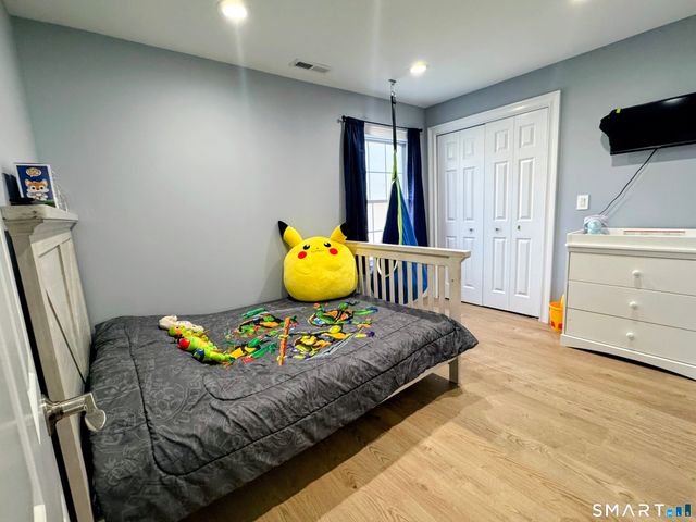 3 Vine Street, Naugatuck, CT 06770