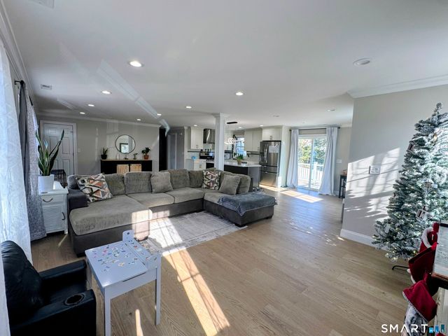 3 Vine Street, Naugatuck, CT 06770