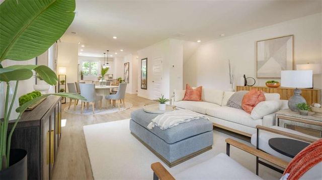 1307 Lakota Place 18, Atlanta, GA 30315