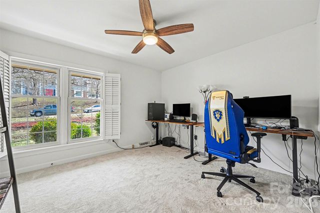 100 Dovershire Road, Charlotte, NC 28270